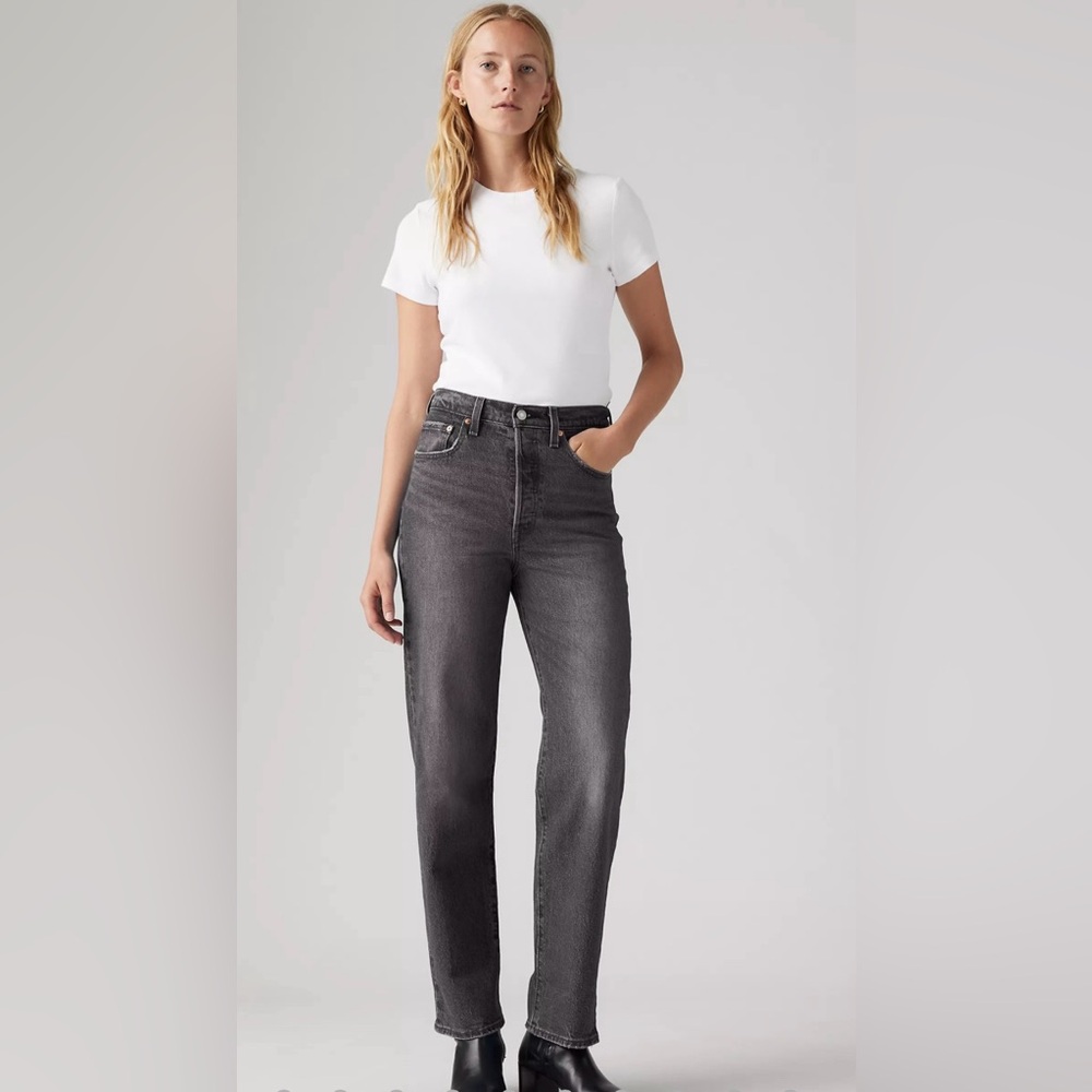 Levi’s ribcage straight leg ankle jeans L27xW26 Good Condition
